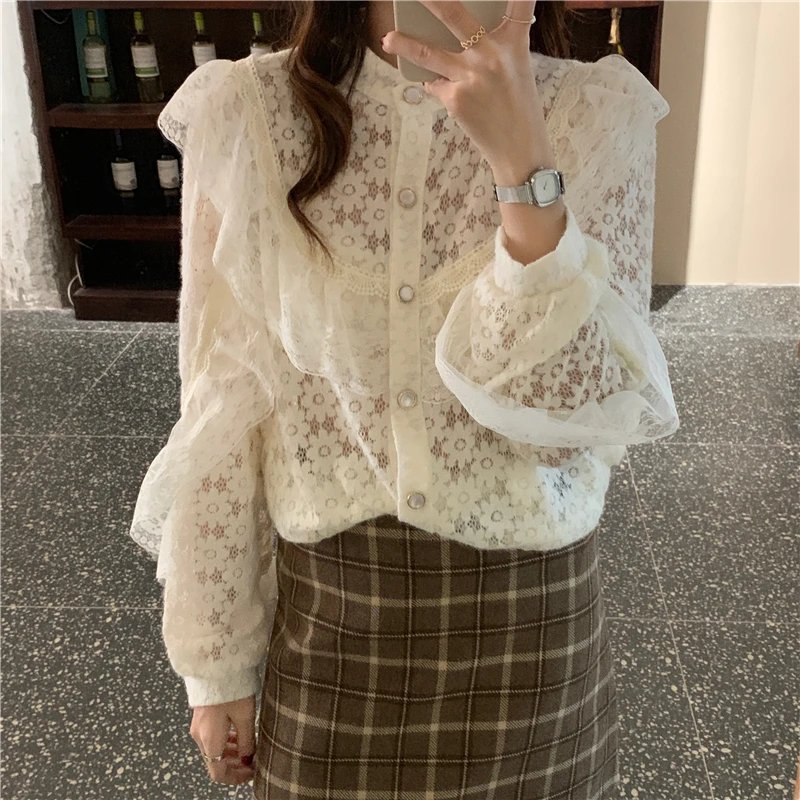 Hzirip 2021 New Spring Fall Ruffles Bottoming Lace Shirt All-match Female Blouses Office Lady Loose Elegant Fashion Sweet Girls
Hzirip 2021 New Spring Fall Ruffles Bottoming Lace Shirt All-match Female Blouses Office Lady Loose Elegant Fashion Sweet Girls