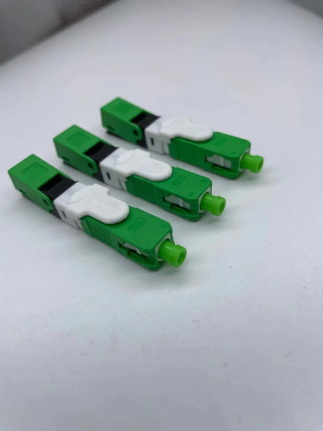 300pcs/Lot FTTH ESC250D SC APC fast connector Single-Mode Fiber Optic New Model Optic Quick Connector for adpter Free shipping
300pcs/Lot FTTH ESC250D SC APC fast connector Single-Mode Fiber Optic New Model Optic Quick Connector for adpter Free shipping