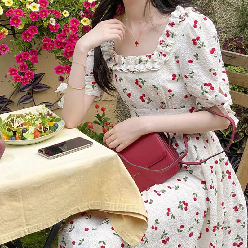 Vintage Elegant Dresses Women Square Collar Floral One Piece Dress Korean Bow Design Casual Party Midi Dress Females 2022 Summer
Vintage Elegant Dresses Women Square Collar Floral One Piece Dress Korean Bow Design Casual Party Midi Dress Females 2022 Summer