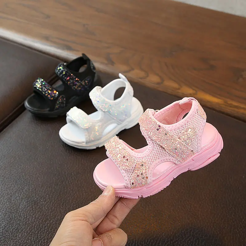 2021 New Summer Little Girls Soft-soled Princess Shoes Sandals Girls' Rhinestone Sandals Children's Fashion Shoes
2021 New Summer Little Girls Soft-soled Princess Shoes Sandals Girls' Rhinestone Sandals Children's Fashion Shoes