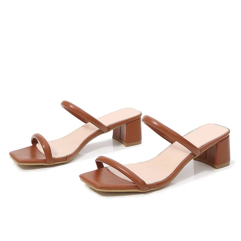 Beige Heeled Sandals Flat Shoes Female Big Size Slippers Soft Square heel Low Slides Slipers Women Black Comfort Block 2021 Rubb
Beige Heeled Sandals Flat Shoes Female Big Size Slippers Soft Square heel Low Slides Slipers Women Black Comfort Block 2021 Rubb