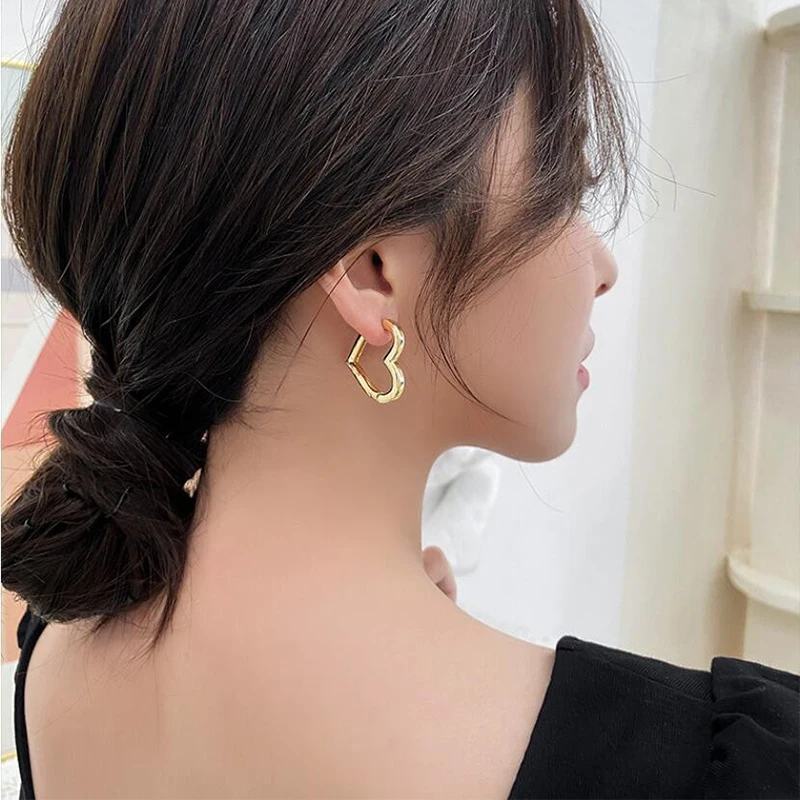 YAOLOGE 316L Stainless Steel Wholesale Heart Hoop Earrings 2021 Trend for Women Fashion New Gift Party Jewelry New Oorbellen
YAOLOGE 316L Stainless Steel Wholesale Heart Hoop Earrings 2021 Trend for Women Fashion New Gift Party Jewelry New Oorbellen