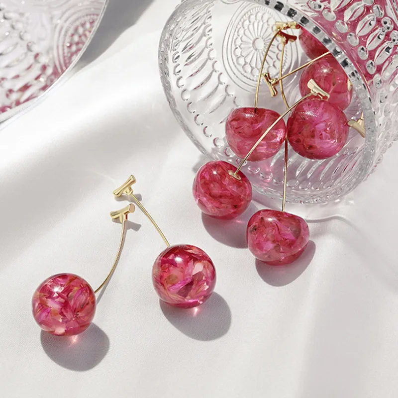 Elegant Trendy Resin Cherry Pink Dried Flower Fruit Earrings for Women Gifts Party Exquisite Jewelry 
Elegant Trendy Resin Cherry Pink Dried Flower Fruit Earrings for Women Gifts Party Exquisite Jewelry