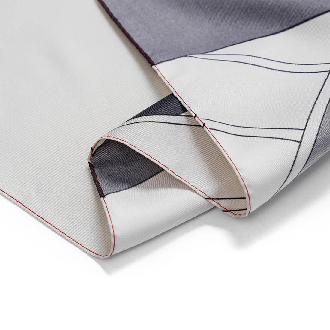 Square Scarf Twill Silk Belt chain printing For Women Kerchief Fashion Scarves Shawl For Ladies 130x130cm
Square Scarf Twill Silk Belt chain printing For Women Kerchief Fashion Scarves Shawl For Ladies 130x130cm