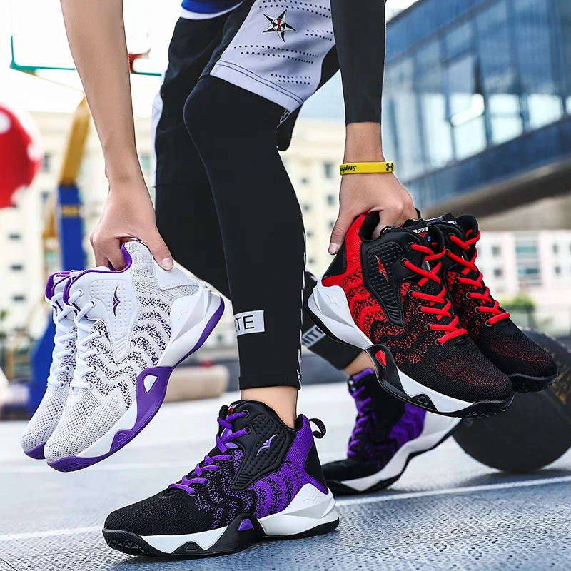 This sneaker is a new type of sneaker created by the designer, a very fashionable sneaker, I'm sure you'll like this breathable
This sneaker is a new type of sneaker created by the designer, a very fashionable sneaker, I'm sure you'll like this breathable