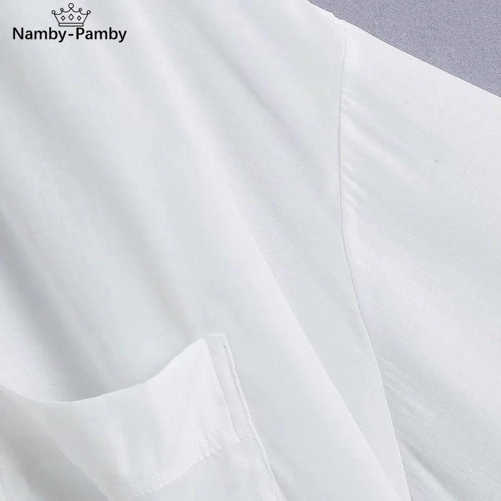 Women white Solid oversize Short sleeve TurnDown Collar Single Breasted Shirt Female streetwear Shirts Ladies casual Shirt
Women white Solid oversize Short sleeve TurnDown Collar Single Breasted Shirt Female streetwear Shirts Ladies casual Shirt
