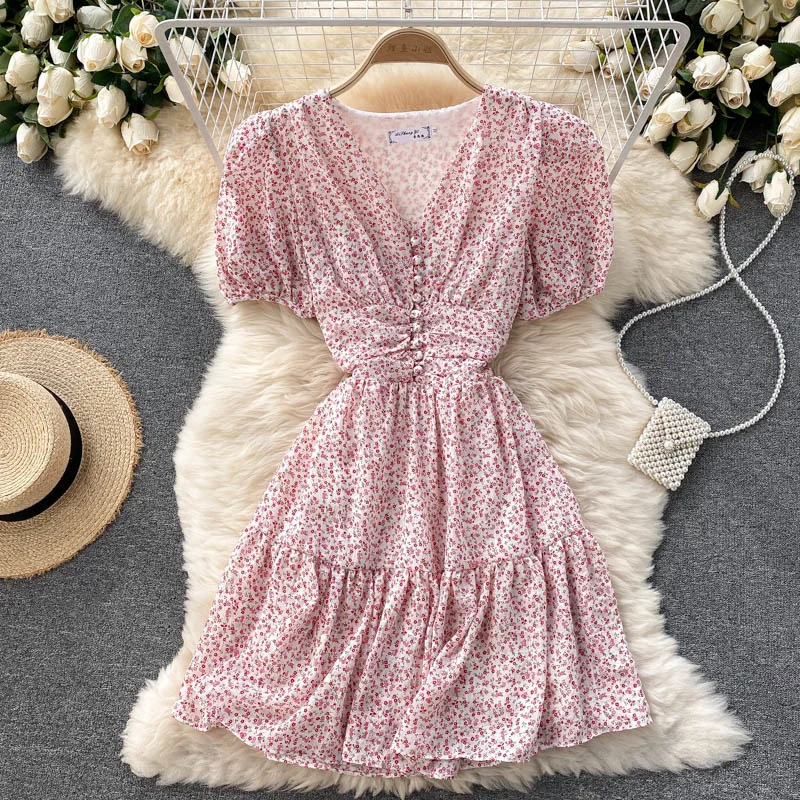 Women Dress Summer 2022 Sexy V-neck Floral Print Party Dress Short Sleeve Single Breasted A-line Boho Beach Mini Dress Vestidos
Women Dress Summer 2022 Sexy V-neck Floral Print Party Dress Short Sleeve Single Breasted A-line Boho Beach Mini Dress Vestidos