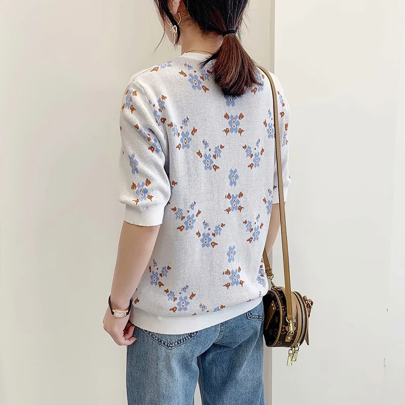2021 Summer Women Flower ice silk T-shirt Short Sleeve O Neck Female Casual Loose Tee Shirt XW0625
2021 Summer Women Flower ice silk T-shirt Short Sleeve O Neck Female Casual Loose Tee Shirt XW0625