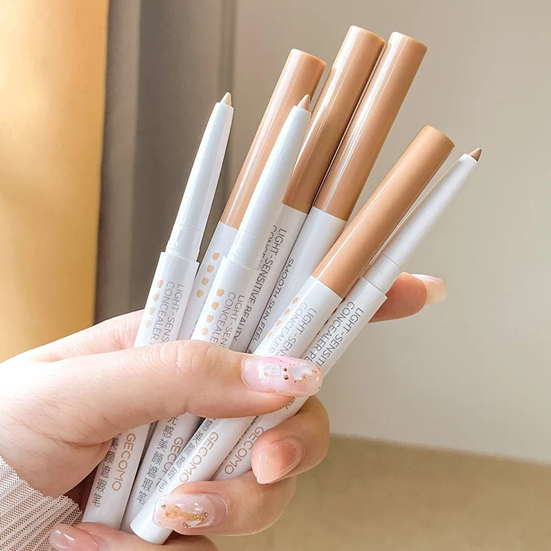 Concealer pen, eyebrow concealer, concealer from the bottom of the eyelid to the silkworm, concealer for tears and dark circles
Concealer pen, eyebrow concealer, concealer from the bottom of the eyelid to the silkworm, concealer for tears and dark circles