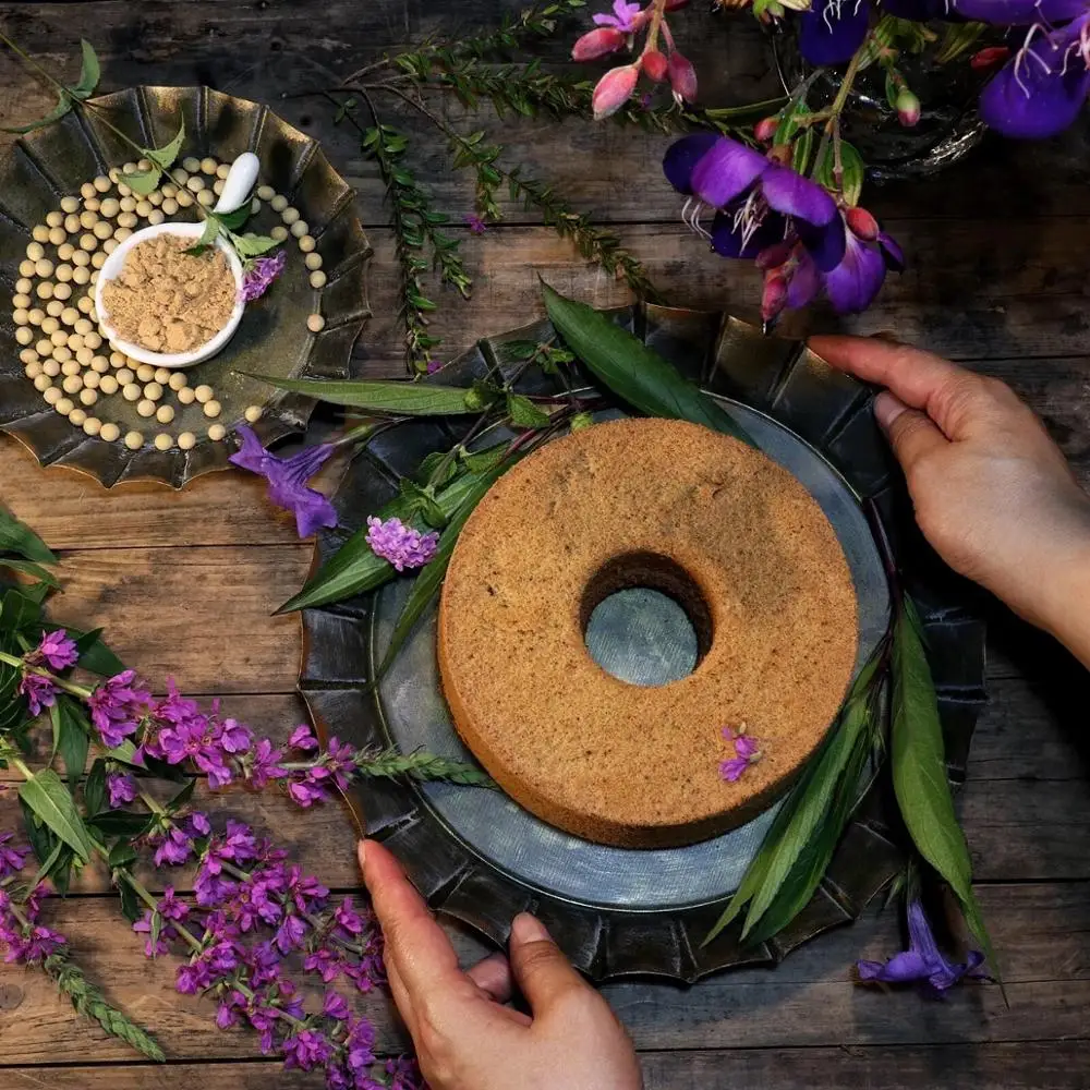 Unique Floral Rim Handcrafted Vintage Antique Metal Tray Ribboned Round Iron Tray Rustic Retro Tray For Home Church Wedding
Unique Floral Rim Handcrafted Vintage Antique Metal Tray Ribboned Round Iron Tray Rustic Retro Tray For Home Church Wedding