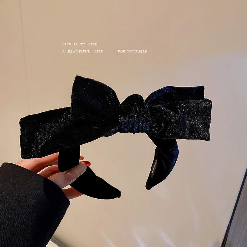 Korean Fashion Temperament Velvet Bow, Small Fragrance, Elegant Press Go Out, Versatile Hair Hoop, Female
Korean Fashion Temperament Velvet Bow, Small Fragrance, Elegant Press Go Out, Versatile Hair Hoop, Female