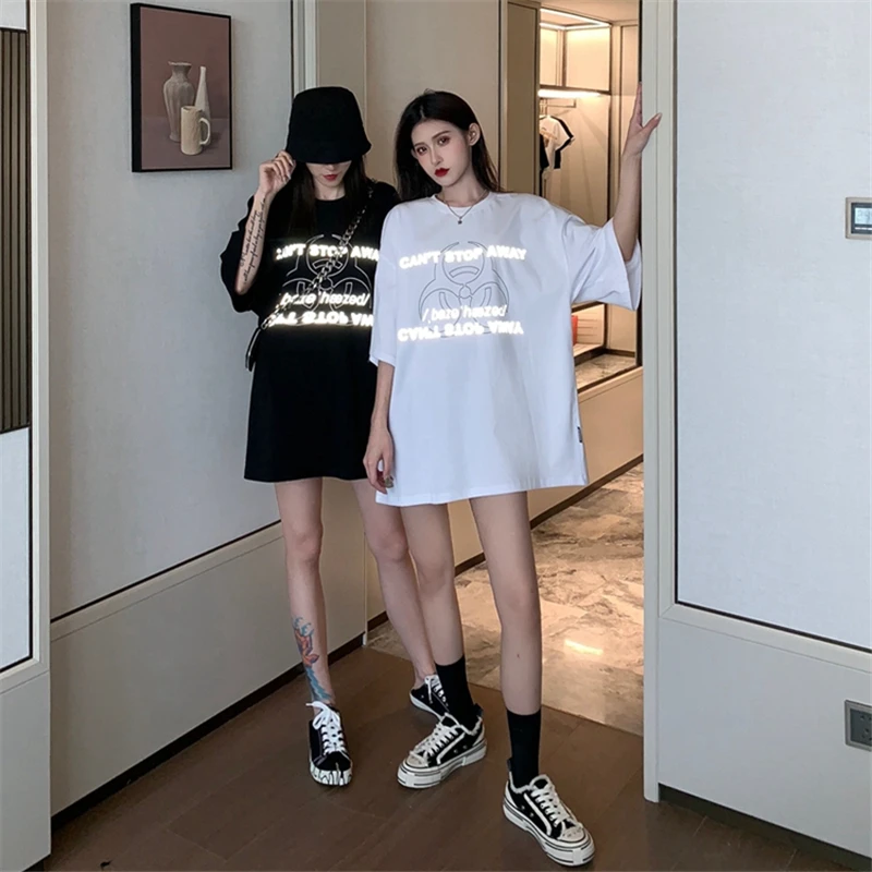 Reflective Letters Mid-Length Short-Sleeved T-Shirt 2021 New Summer Hip-Hop Style Couple Wear Female Top Ins Tide
Reflective Letters Mid-Length Short-Sleeved T-Shirt 2021 New Summer Hip-Hop Style Couple Wear Female Top Ins Tide