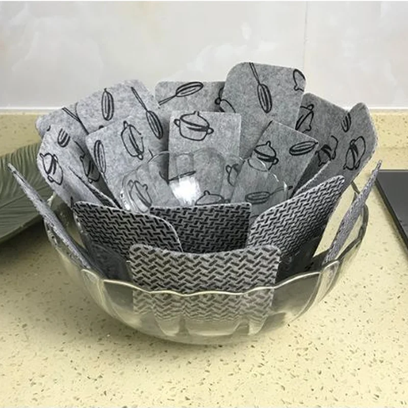 3pcs Pot & Pan Protectors Gray Print Premium Divider Pads to Prevent Scratching Separate and Protect Surfaces for Cookware
3pcs Pot & Pan Protectors Gray Print Premium Divider Pads to Prevent Scratching Separate and Protect Surfaces for Cookware