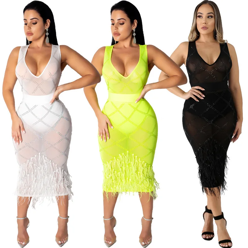 NewWomen's Clothing Mesh Hot Diamond Dress, Chicken Hair Perspective Nightclub Sexy V-Neck Dress Vestido Longo Backless Dresses
NewWomen's Clothing Mesh Hot Diamond Dress, Chicken Hair Perspective Nightclub Sexy V-Neck Dress Vestido Longo Backless Dresses