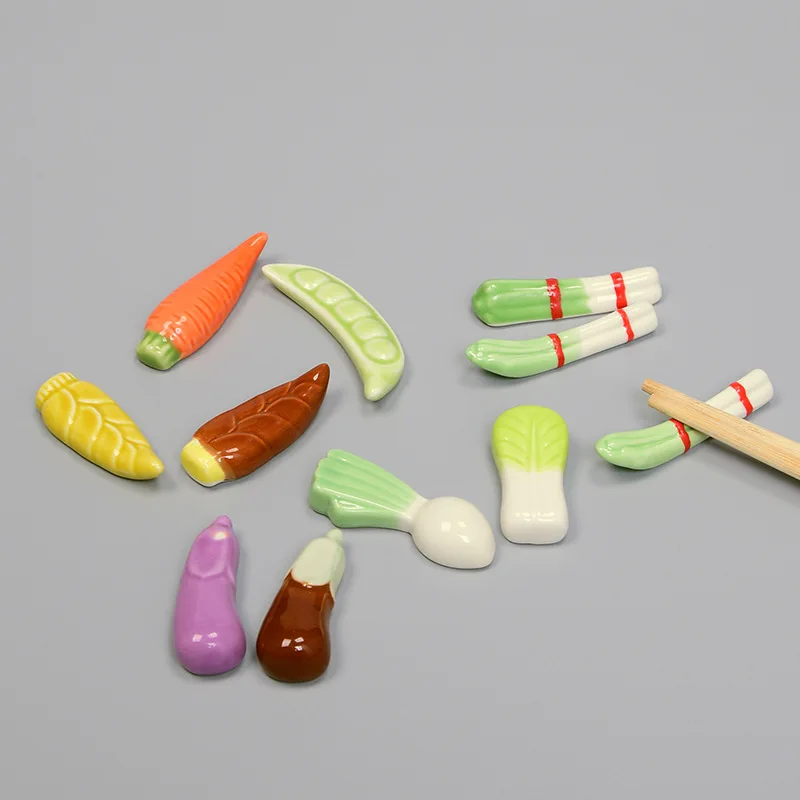 Japanese ceramic cute vegetable chopsticks rack green vegetable radish pepper chopsticks rack onion eggplant cabbage
Japanese ceramic cute vegetable chopsticks rack green vegetable radish pepper chopsticks rack onion eggplant cabbage