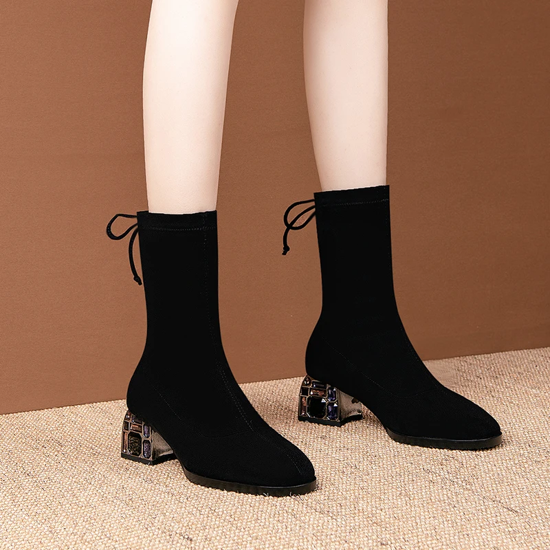 Winter Women New Warm Mid-Calf Boots Classic suede leather Snow Boots Casual Shoes Woman Platform Big Size ladies Boots
Winter Women New Warm Mid-Calf Boots Classic suede leather Snow Boots Casual Shoes Woman Platform Big Size ladies Boots