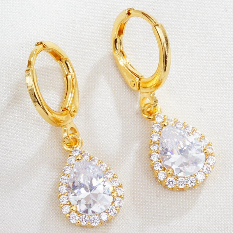 Fashion Classic Waterdrop Earrings Crystal Zircon Gold white gold Dangle Earrings for Women Gifts Wedding Earrings 12 Colors
Fashion Classic Waterdrop Earrings Crystal Zircon Gold white gold Dangle Earrings for Women Gifts Wedding Earrings 12 Colors