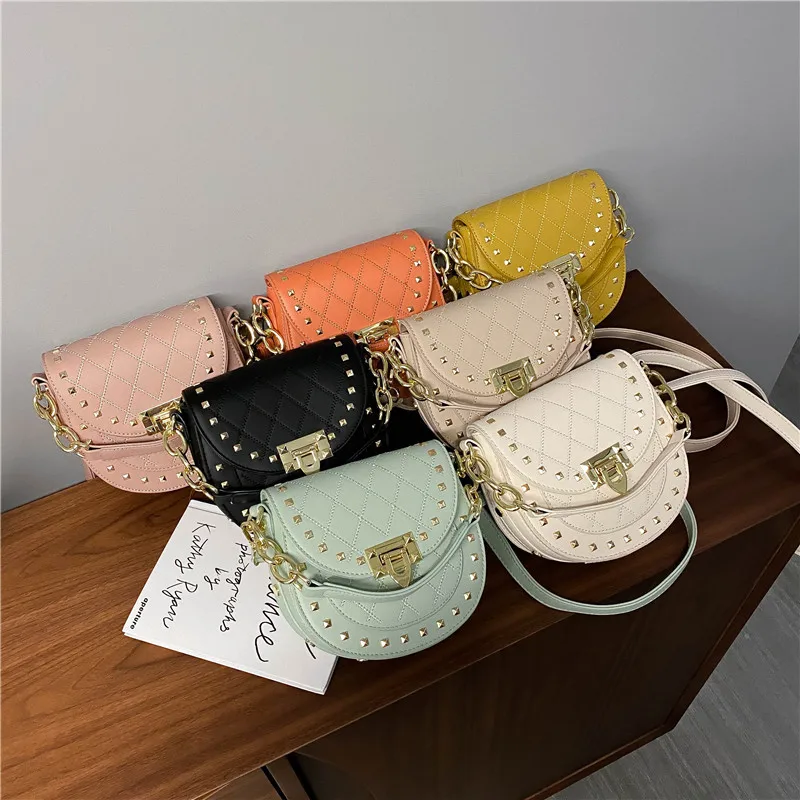 Female Rivet Pu Leather Crossbody Bags For Women 2020 Tote Shoulder Messenger Bag Ladies Hand Sling Luxury Handbags Designer 
Female Rivet Pu Leather Crossbody Bags For Women 2020 Tote Shoulder Messenger Bag Ladies Hand Sling Luxury Handbags Designer