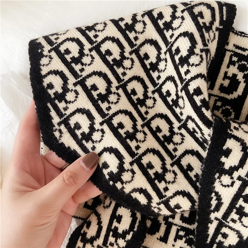 Autumn and Winter Knitting Small Shawl Outer Wool Neck Guard Internet-Famous Decoration Women's Plaid Geometric Pattern Shoulder
Autumn and Winter Knitting Small Shawl Outer Wool Neck Guard Internet-Famous Decoration Women's Plaid Geometric Pattern Shoulder
