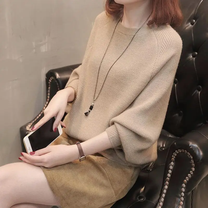 Women Knitted Sweater Oversize Wool Warm Pullovers Sweater Long Sleeve Cashmere Loose Jumper Tops Knitwear Korean Style
Women Knitted Sweater Oversize Wool Warm Pullovers Sweater Long Sleeve Cashmere Loose Jumper Tops Knitwear Korean Style