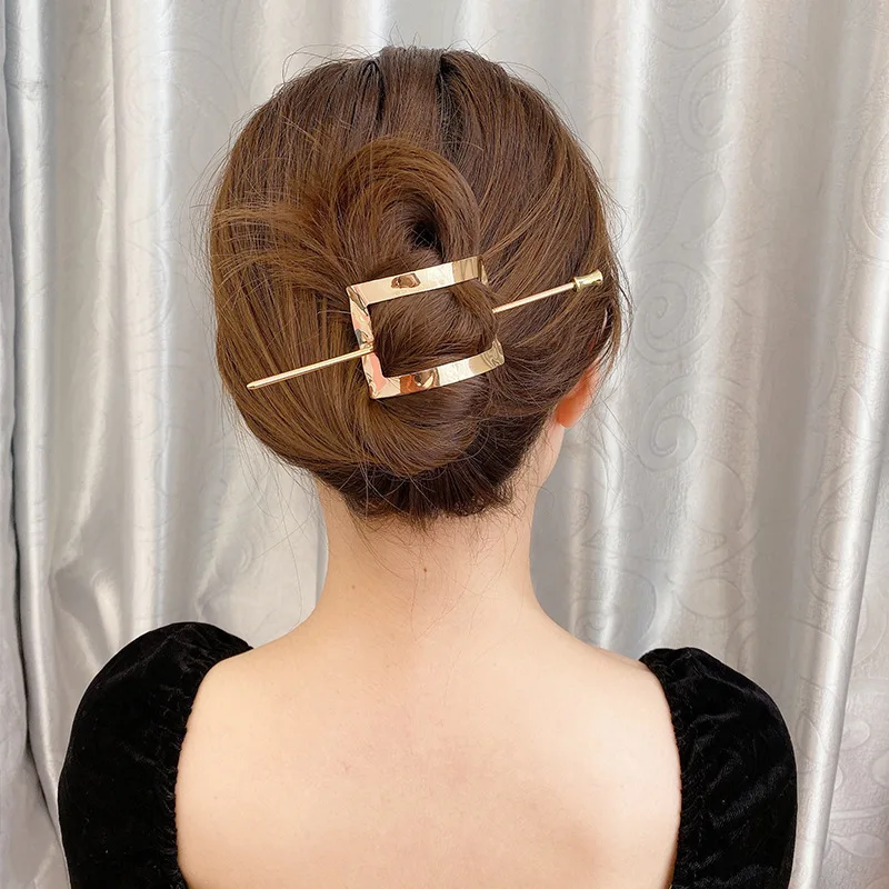 Metal Geometric Hair Stick Hairpin Fashion Hairgrips Hair Clips for Women Updo Bun Ponytail Holder Hair Accessories Headwear
Metal Geometric Hair Stick Hairpin Fashion Hairgrips Hair Clips for Women Updo Bun Ponytail Holder Hair Accessories Headwear