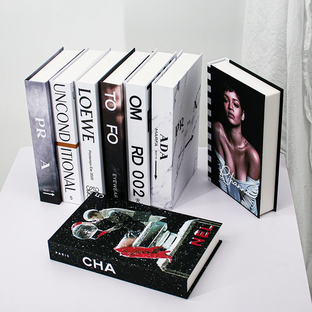 Open Fake Books for Decoration Storage Box Designer Simulation Books for Home Bedroom Living Room Office Hotel Decoration Decor
Open Fake Books for Decoration Storage Box Designer Simulation Books for Home Bedroom Living Room Office Hotel Decoration Decor