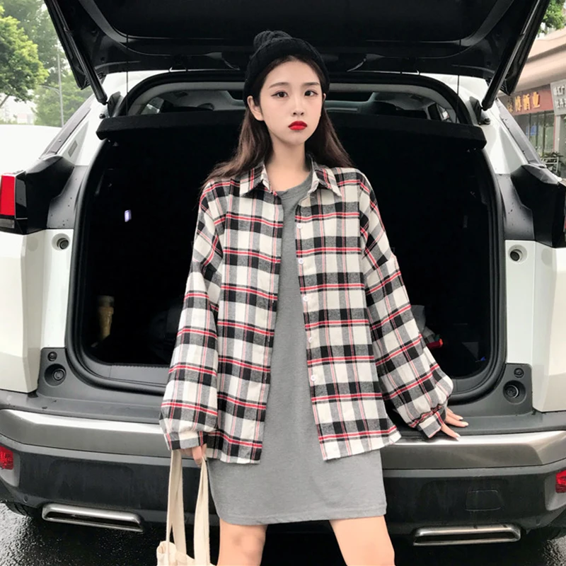 Shirts Women Plaid Lantern Sleeve Womens Loose Trendy Retro Oversize Single Breasted Korean BF Shirt All-match Leisure Blouses
Shirts Women Plaid Lantern Sleeve Womens Loose Trendy Retro Oversize Single Breasted Korean BF Shirt All-match Leisure Blouses