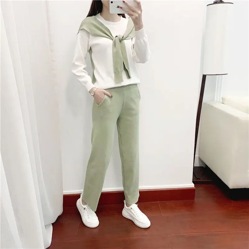 New Spring Clothing Elegant Korean Casual Knitwear Fashionable Western Style Slimming Wide Leg Pants Two-Piece Suit for Women
New Spring Clothing Elegant Korean Casual Knitwear Fashionable Western Style Slimming Wide Leg Pants Two-Piece Suit for Women