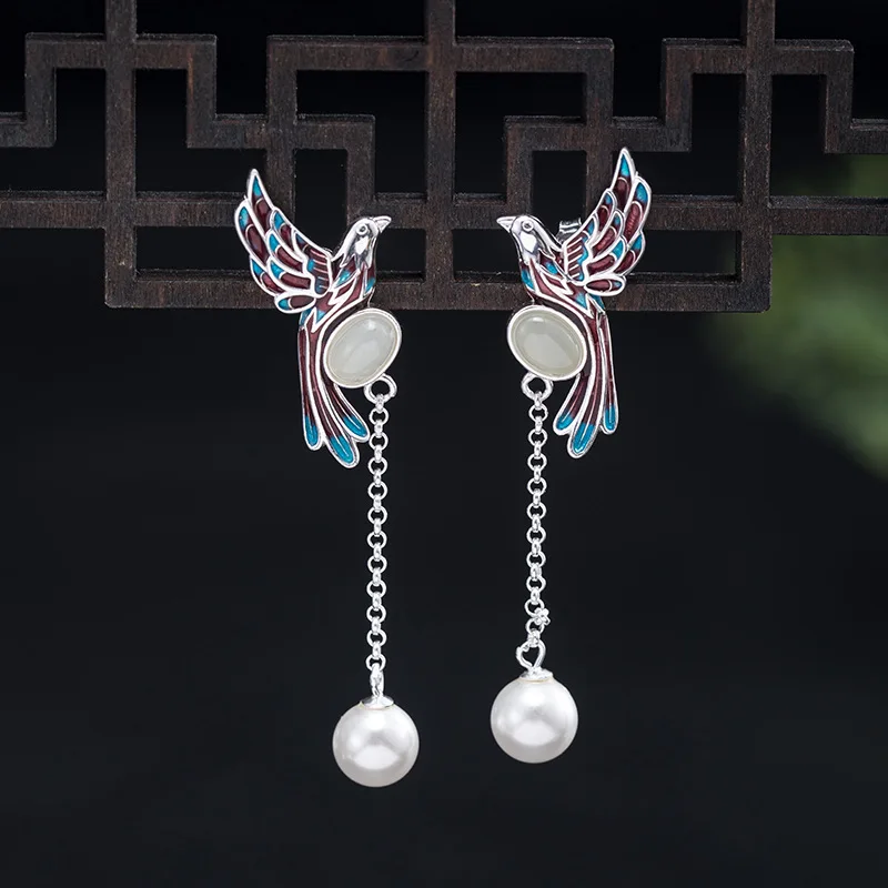 New Arrival Classic Palace Retro Style Hetian Jade Shell Homecoming Bird Dangle Earrings for Women Chinese S925 Silver Jewelry
New Arrival Classic Palace Retro Style Hetian Jade Shell Homecoming Bird Dangle Earrings for Women Chinese S925 Silver Jewelry