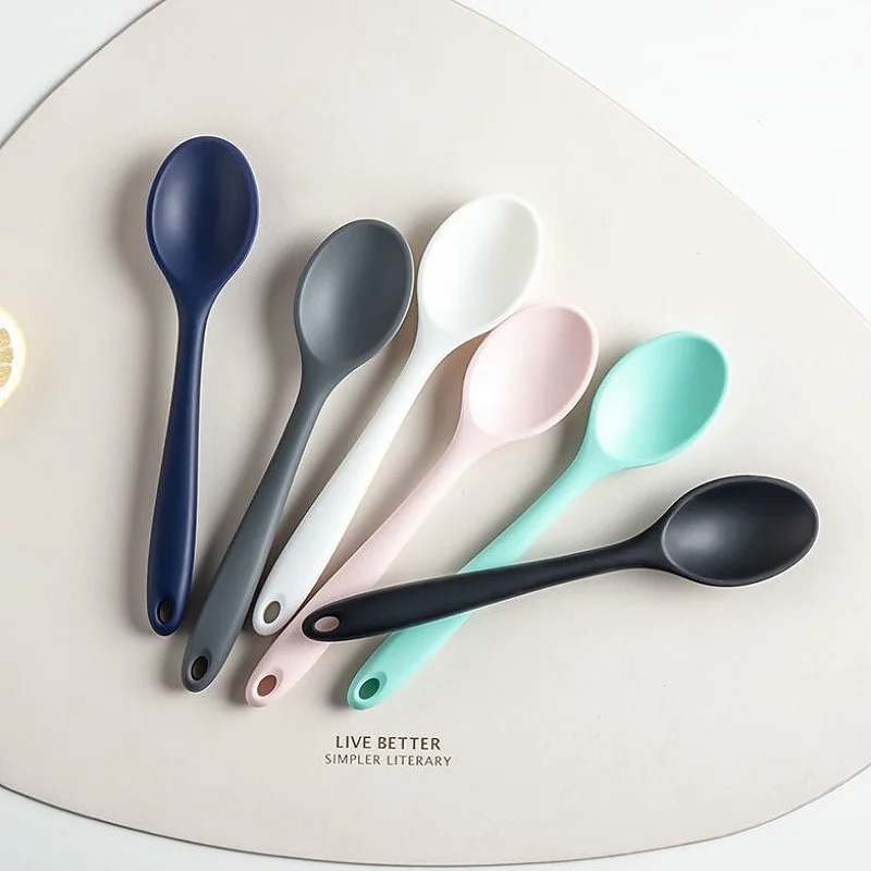 2PCS Food Grade Silicone Soup Spoon Home Non Stick Small Pot Soild Spoon Kitchen Supplies Tableware Cooking Tool
2PCS Food Grade Silicone Soup Spoon Home Non Stick Small Pot Soild Spoon Kitchen Supplies Tableware Cooking Tool