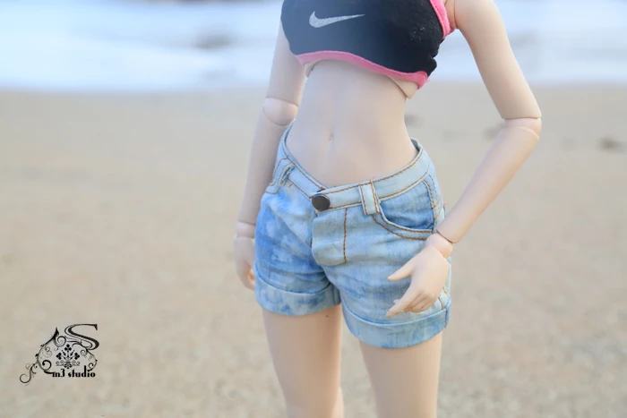 1/4 1/3 BJD кукла повседневные джинсовые шорты Одежда Аксессуары для BJD/SD ID72 сильный дядя, не включает куклу, обувь, парик и другие E2648
1/4 1/3 BJD кукла повседневные джинсовые шорты Одежда Аксессуары для BJD/SD ID72 сильный дядя, не включает куклу, обувь, парик и другие E2648