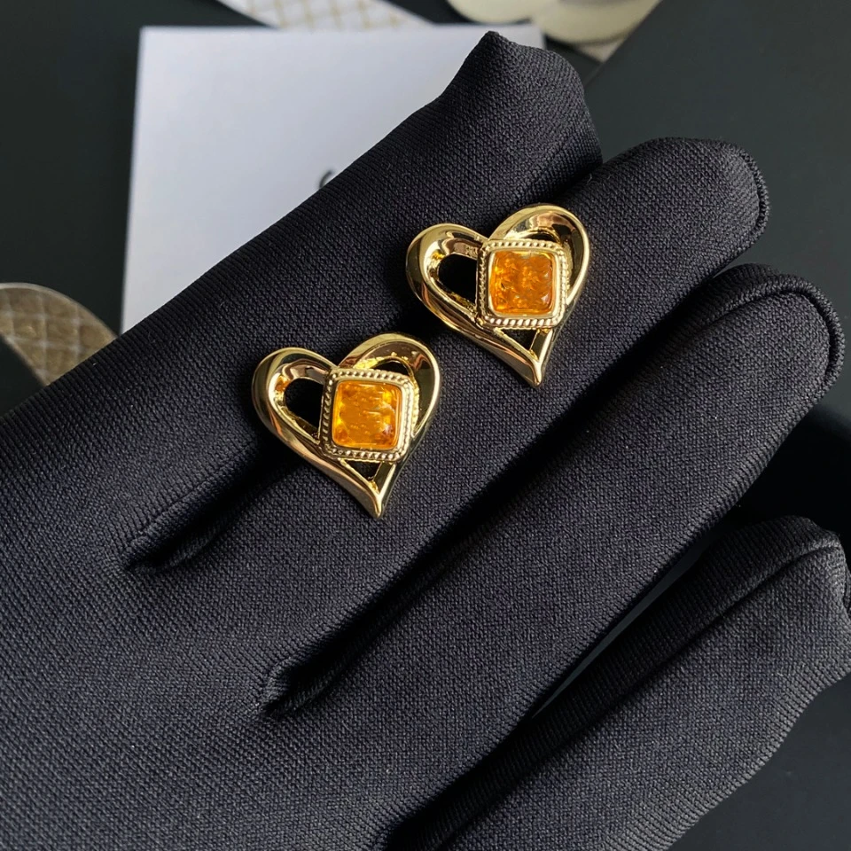 High-Quality,Newest,Famous Brand Style Earrings,A Pair,More Pictures Please Contact The Shopper
High-Quality,Newest,Famous Brand Style Earrings,A Pair,More Pictures Please Contact The Shopper