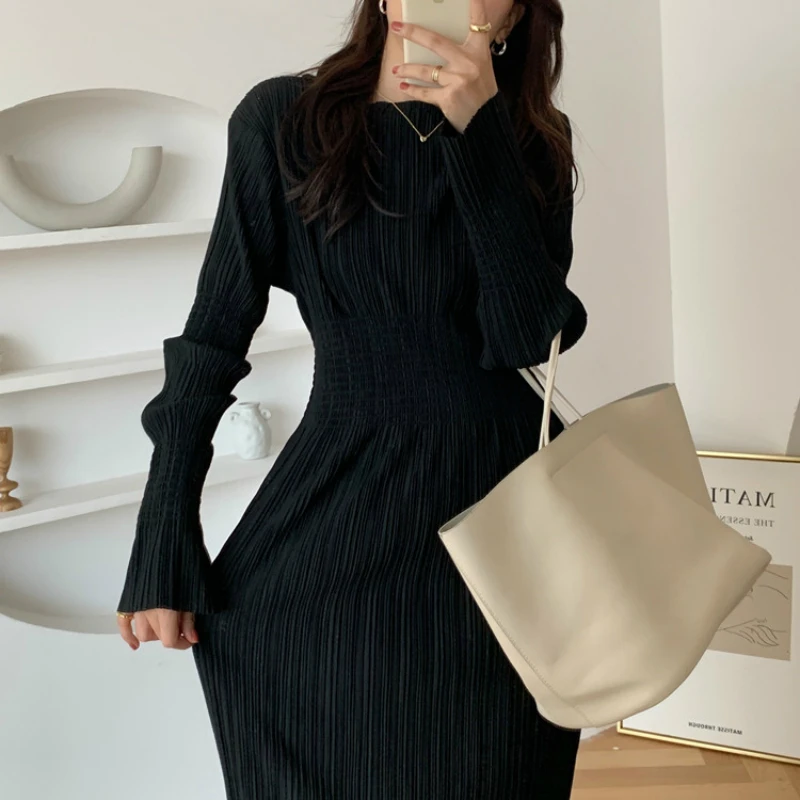 Women Autumn Vintage Sheath Wrinkle Long Black Dress Elastic Waist Full Sleeve Pullover
Women Autumn Vintage Sheath Wrinkle Long Black Dress Elastic Waist Full Sleeve Pullover