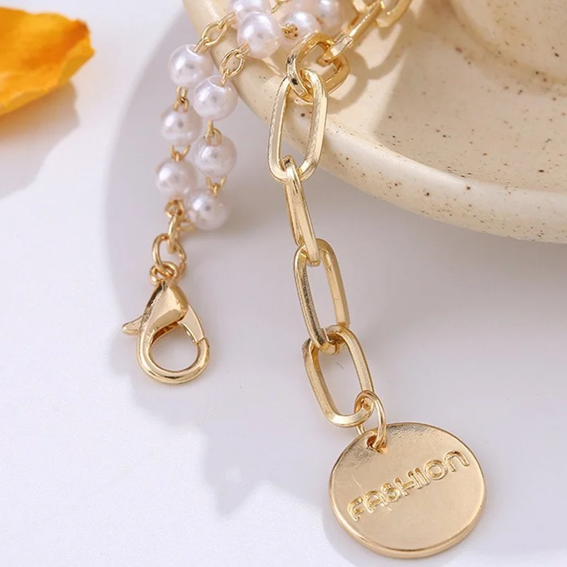 South Korea's new personality portrait with double-layer pearl bracelet gold plated retro temperament with bracelet for women
South Korea's new personality portrait with double-layer pearl bracelet gold plated retro temperament with bracelet for women