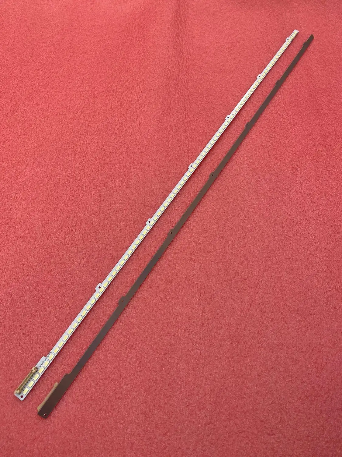 Полоса светодиодная подсветки для Samsung BN64-01645A UN46D6900 2011SVS46 FHD 6,5 K, 25 шт. = 50 шт., левая LTJ460HW01-H
Полоса светодиодная подсветки для Samsung BN64-01645A UN46D6900 2011SVS46 FHD 6,5 K, 25 шт. = 50 шт., левая LTJ460HW01-H