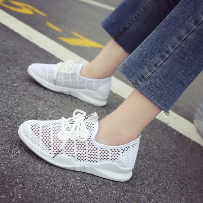 Sneakers Woman Fashion Breathable Mesh Vulcanize Shoes Lace Up Light Weight Flats Female Shoes
Sneakers Woman Fashion Breathable Mesh Vulcanize Shoes Lace Up Light Weight Flats Female Shoes