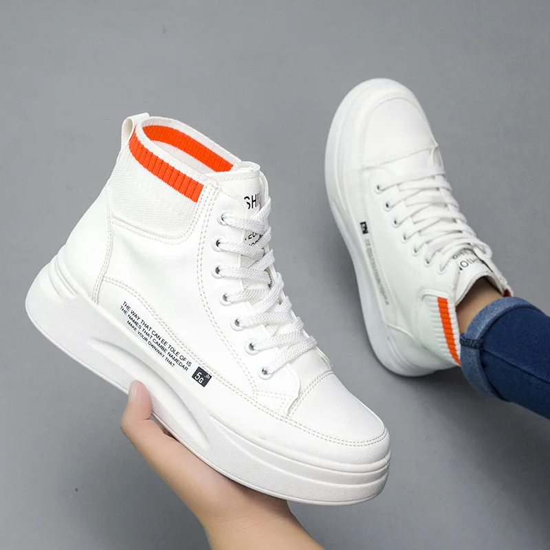 Hot Women's Leather Sneakers, Comfortable High-top Vulcanized Walking Shoes, Comfortable Women's Mid-heel Casual Platform Shoes
Hot Women's Leather Sneakers, Comfortable High-top Vulcanized Walking Shoes, Comfortable Women's Mid-heel Casual Platform Shoes