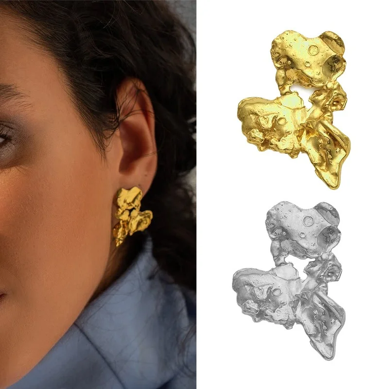 Lava stud earrings female niche retro bump earrings European and American folds irregular new jewelry
Lava stud earrings female niche retro bump earrings European and American folds irregular new jewelry
