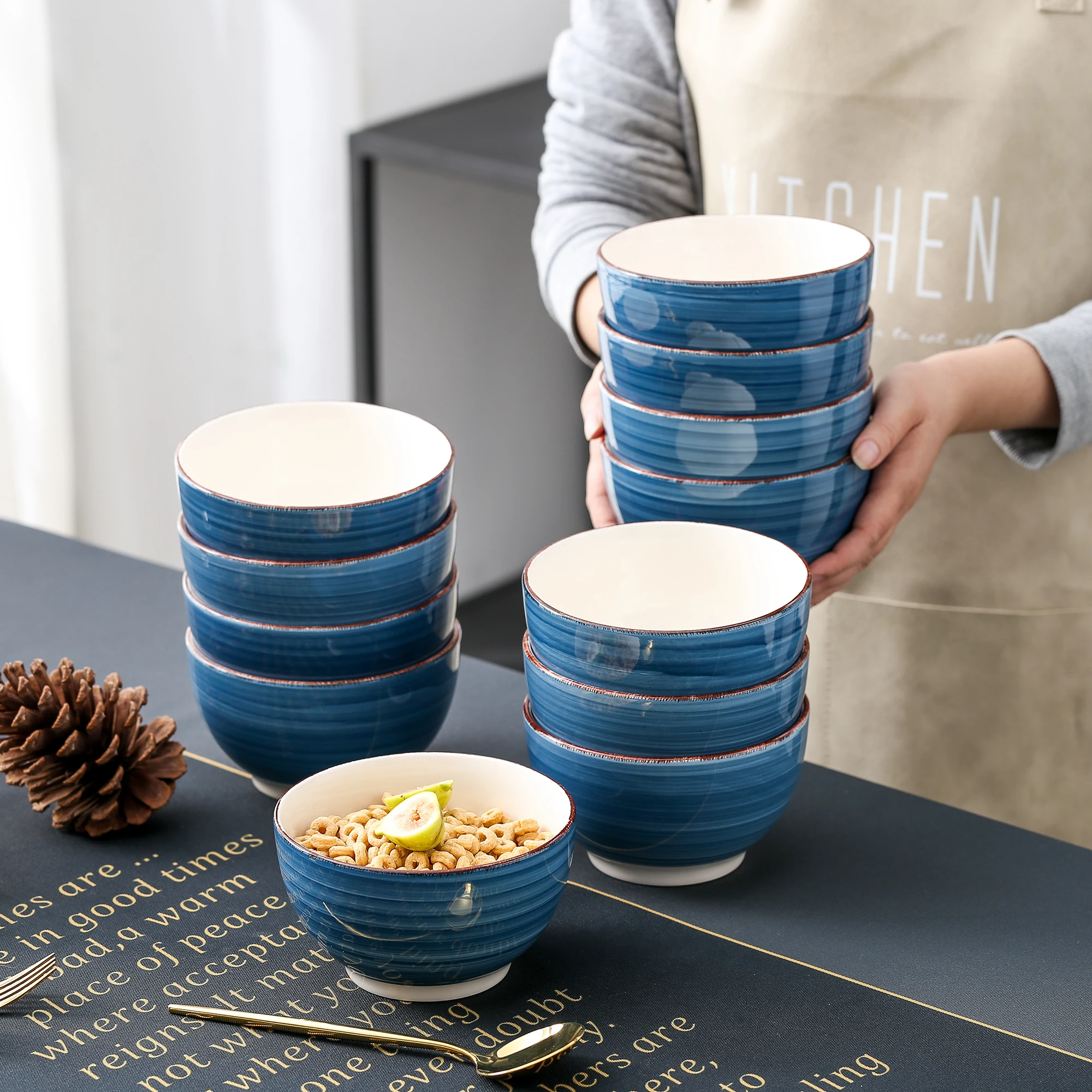 Vancasso Bella 4/8/12-Piece 720ML Porcelain Vintage Handpainted Ceramic Soup/Mixing/Fruit/Noodle/Ramen Large Serving Bowl Set
Vancasso Bella 4/8/12-Piece 720ML Porcelain Vintage Handpainted Ceramic Soup/Mixing/Fruit/Noodle/Ramen Large Serving Bowl Set