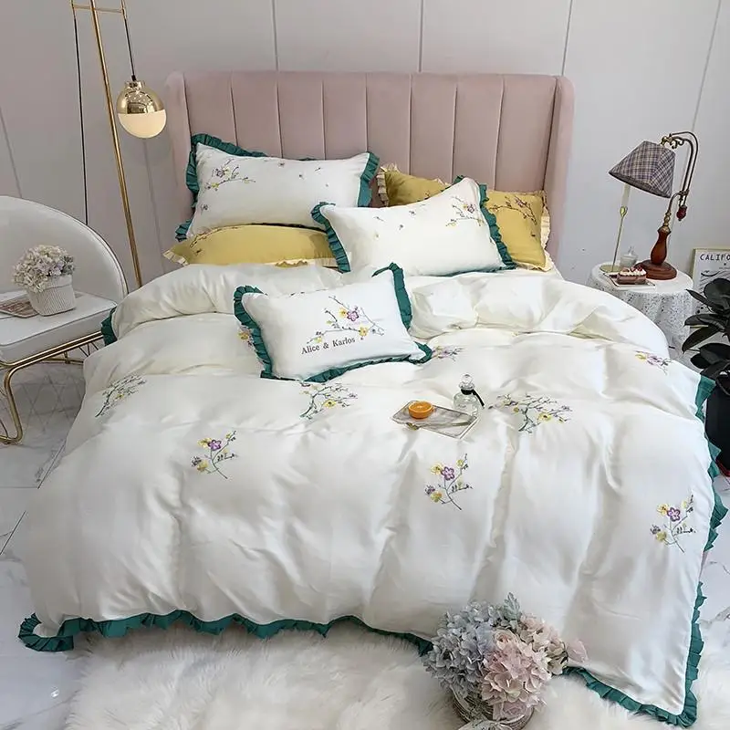 J2 New Product J Pcs embroidery flowers Bedding Set tencel Bedclothes pink blue Bed Linens Duvet Cover Set Bed Sheet
J2 New Product J Pcs embroidery flowers Bedding Set tencel Bedclothes pink blue Bed Linens Duvet Cover Set Bed Sheet