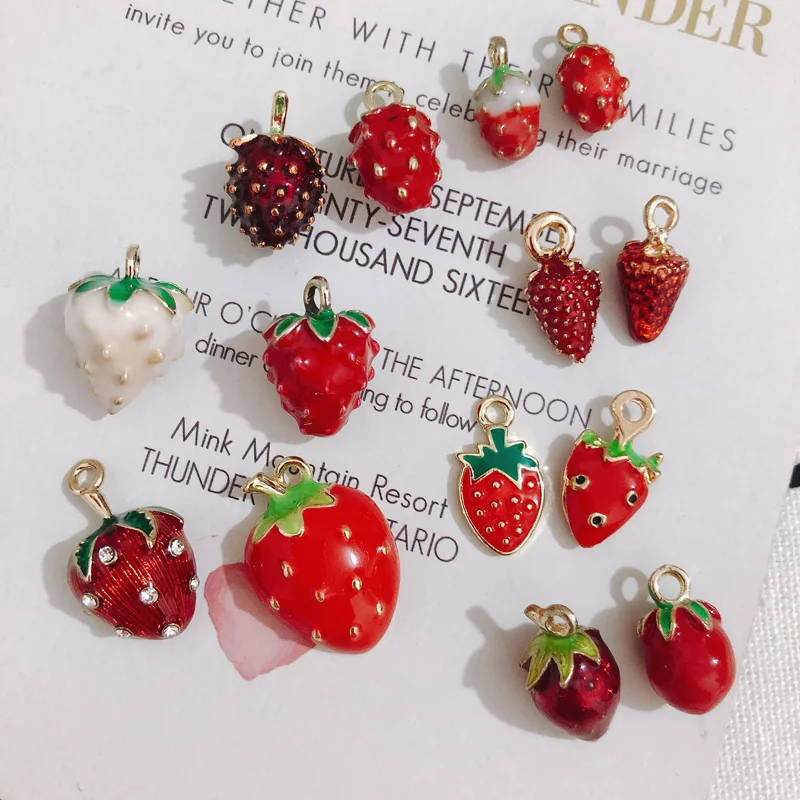 Alloy Drop Oil Three-dimensional Small Strawberry Pendant DIY Bracelet Earrings Decorative Pendant Material Accessories 2pcs
Alloy Drop Oil Three-dimensional Small Strawberry Pendant DIY Bracelet Earrings Decorative Pendant Material Accessories 2pcs