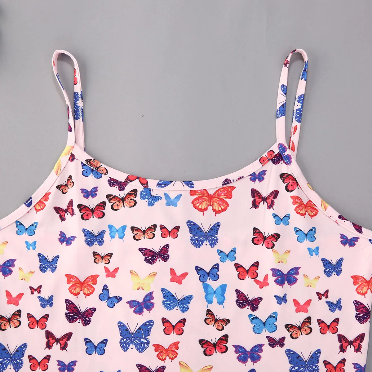 Butterfly Print Summer Sexy Women Vest Crop Tops Clubwear Sleeveless Strap Summer Bustier Crop Top Vest Casual Tank Tops 2020
Butterfly Print Summer Sexy Women Vest Crop Tops Clubwear Sleeveless Strap Summer Bustier Crop Top Vest Casual Tank Tops 2020