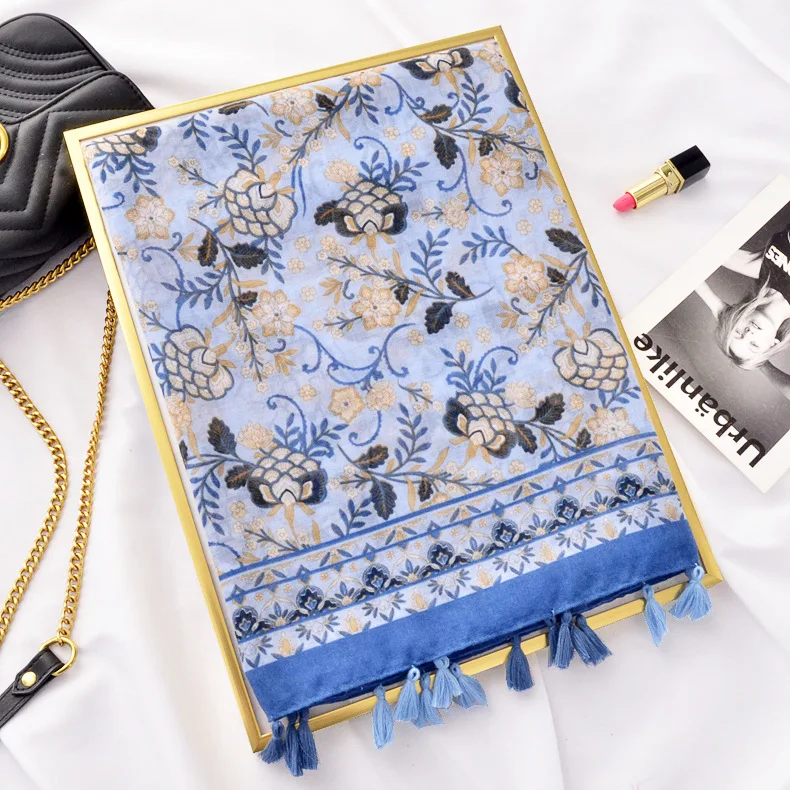 Новый Дизайн Модный племя сине-белый фарфоровый принт хлопковый и льняной шарф шаль женский пляжный Понч с бахромой и кисточкой 
Новый Дизайн Модный племя сине-белый фарфоровый принт хлопковый и льняной шарф шаль женский пляжный Понч с бахромой и кисточкой