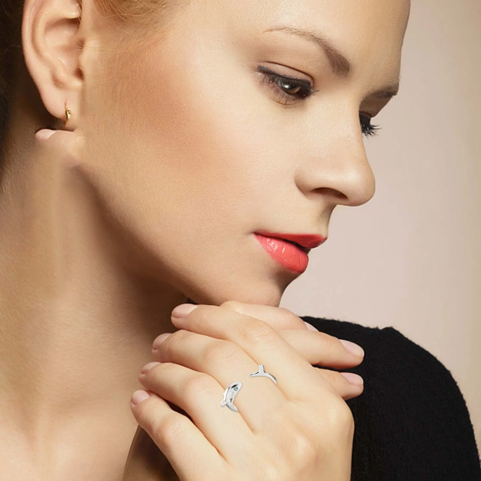 Summer Creative Shark-shaped Rings 2021 Fashion Opening Adjustable Ring For Couple Accessories Party Jewelry Gift Pierścionki
Summer Creative Shark-shaped Rings 2021 Fashion Opening Adjustable Ring For Couple Accessories Party Jewelry Gift Pierścionki
