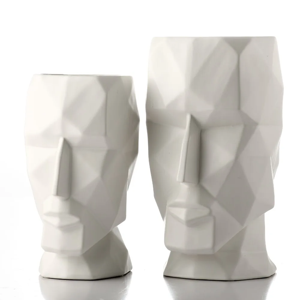 NORDIC RESIN CREATIVE GEOMETRIC GOLDEN WHITE FACE VASE HOME DECORATION CRAFTS TV CABINET DRIED FLOWER FLOWER VASE STATUE R1808
NORDIC RESIN CREATIVE GEOMETRIC GOLDEN WHITE FACE VASE HOME DECORATION CRAFTS TV CABINET DRIED FLOWER FLOWER VASE STATUE R1808