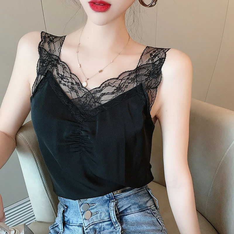 Backless Black Lace Hollow Out Sexy Club Tank Tops Women Clothes 2021 V-neck Chiffon White Camisole Summer Patchwork Top Femme 
Backless Black Lace Hollow Out Sexy Club Tank Tops Women Clothes 2021 V-neck Chiffon White Camisole Summer Patchwork Top Femme