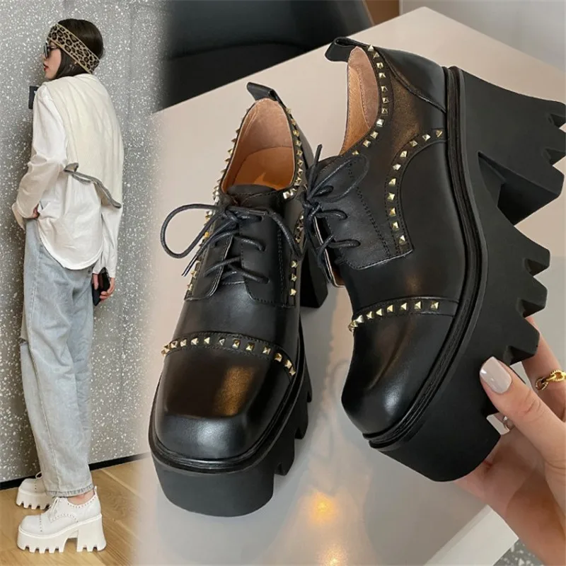 2021 Spring New Women's Pumps Genuine Leather Round Toe Lace-Up Platform Heels Super High (8cm-up) Rivet Decoration Black/white
2021 Spring New Women's Pumps Genuine Leather Round Toe Lace-Up Platform Heels Super High (8cm-up) Rivet Decoration Black/white