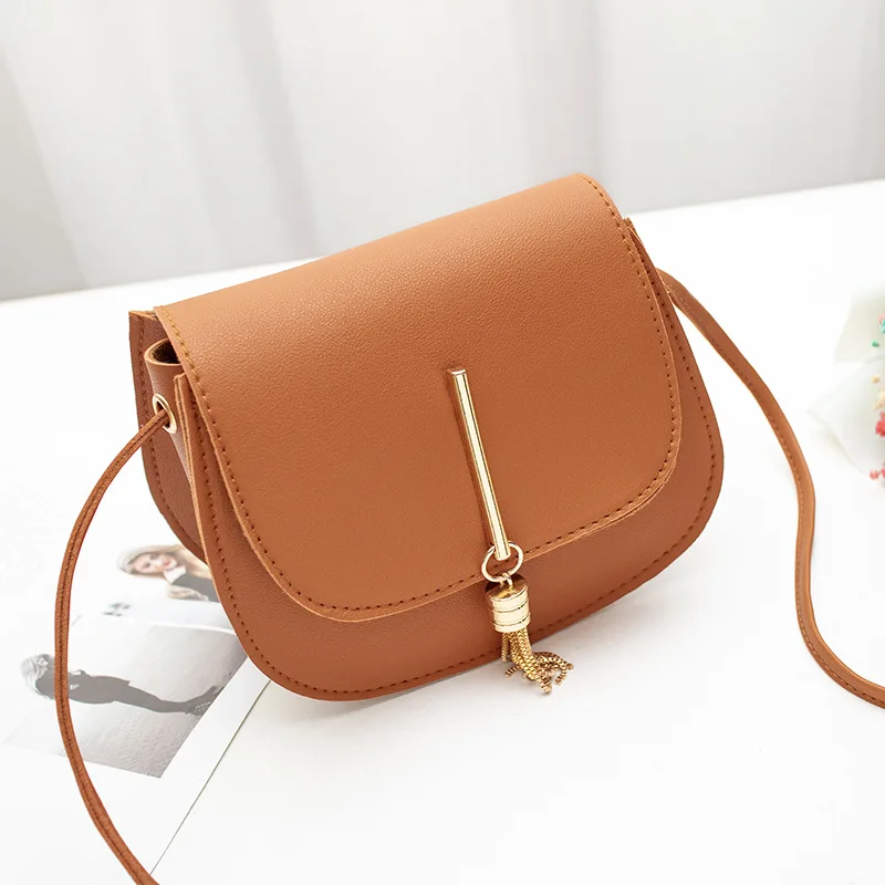 2021 New Woman One Shoulder Underarm Bag Trend Print PU Chain Diagonal Small Bag Luxury Designer High Quality Handbag
2021 New Woman One Shoulder Underarm Bag Trend Print PU Chain Diagonal Small Bag Luxury Designer High Quality Handbag