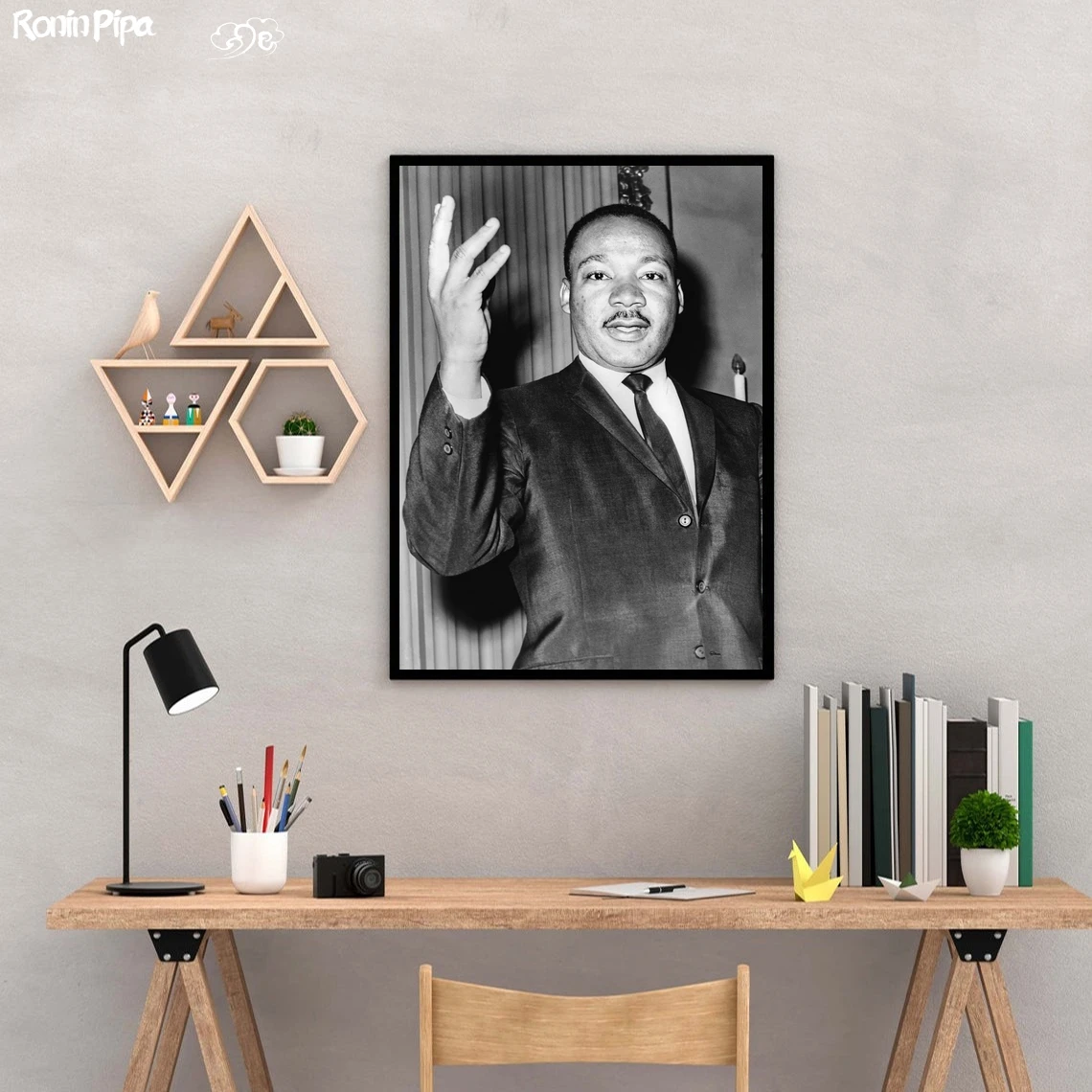 Постер Martin Luther King со звездами, Художественная печать, Картина на холсте, настенные картины, гостиная, домашний декор (без рамки)
Постер Martin Luther King со звездами, Художественная печать, Картина на холсте, настенные картины, гостиная, домашний декор (без рамки)