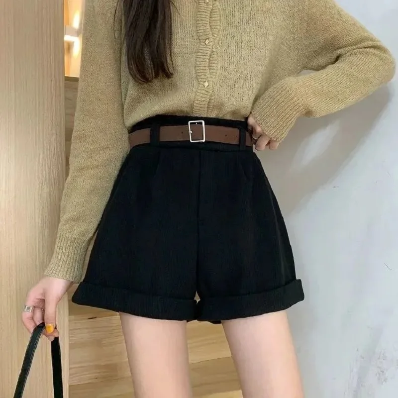Autumn high waist wide leg shorts casual pants women's shorts Solid A-line Shorts streetwear clothing vintage Harajuku punk size
Autumn high waist wide leg shorts casual pants women's shorts Solid A-line Shorts streetwear clothing vintage Harajuku punk size